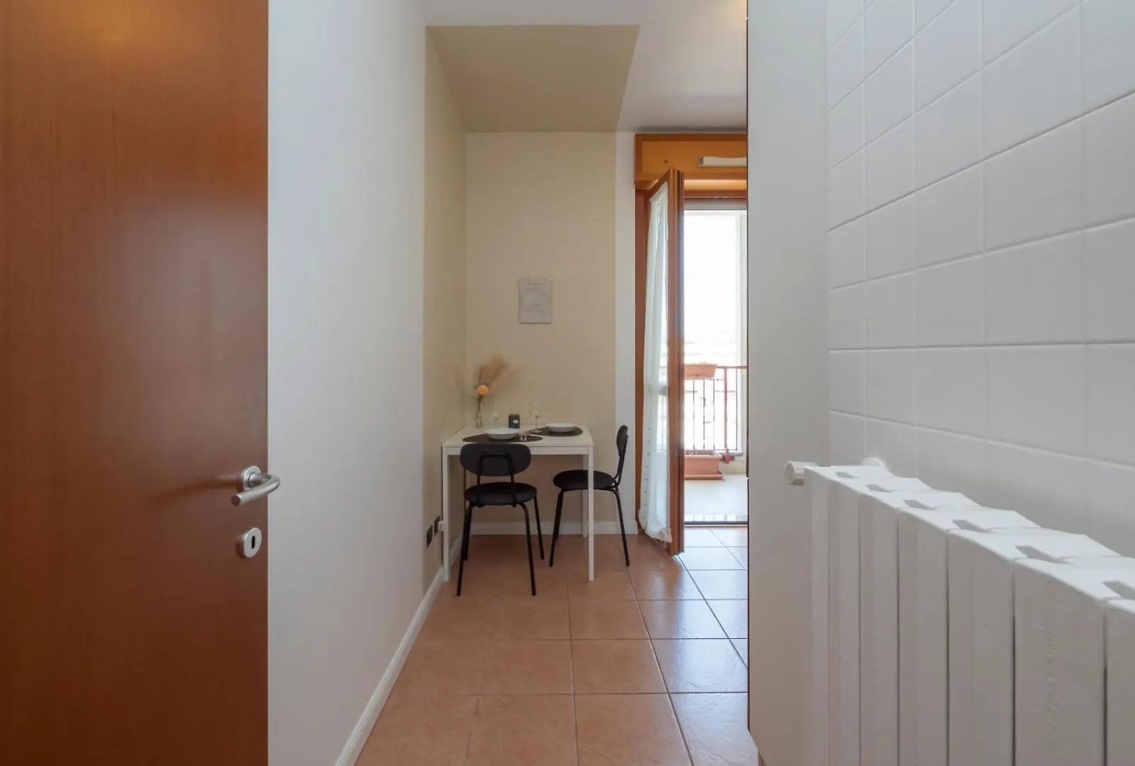 Apartamento Spazio Breda - Free Garage, Metro M1, Balcony Milão