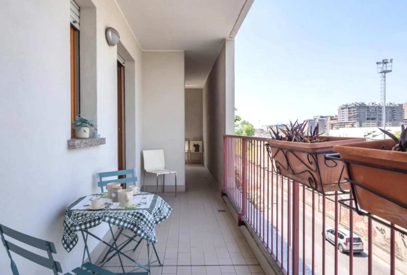 Apartamento Spazio Breda - Free Garage, Metro M1, Balcony Milão