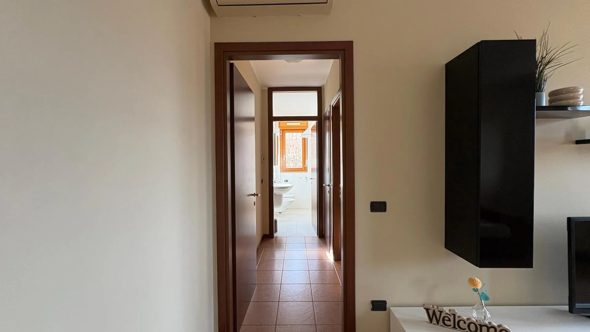 Spazio Breda - Free Garage, Metro M1, Balcony ميلان