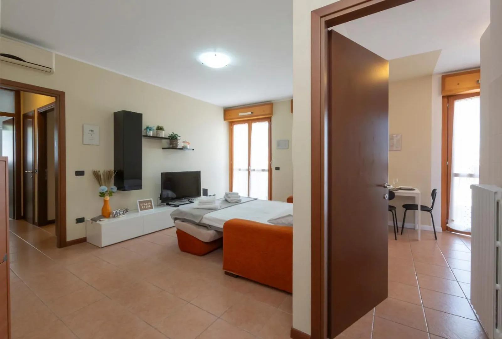 Spazio Breda - Free Garage, Metro M1, Balcony ميلان 0*,  إيطاليا